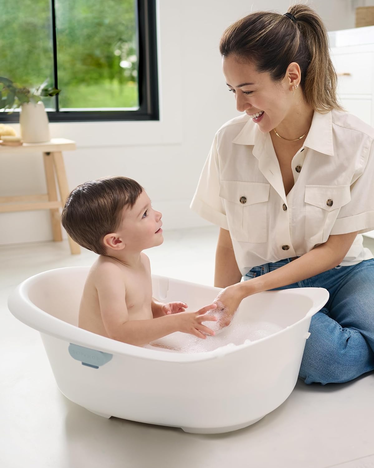 Skip Hop Baby Bath Tub 4-in-1 Grow with Baby Infant to Toddler Bathtub with Supportive Sling and Sit-Up Support Wave Age 0m+