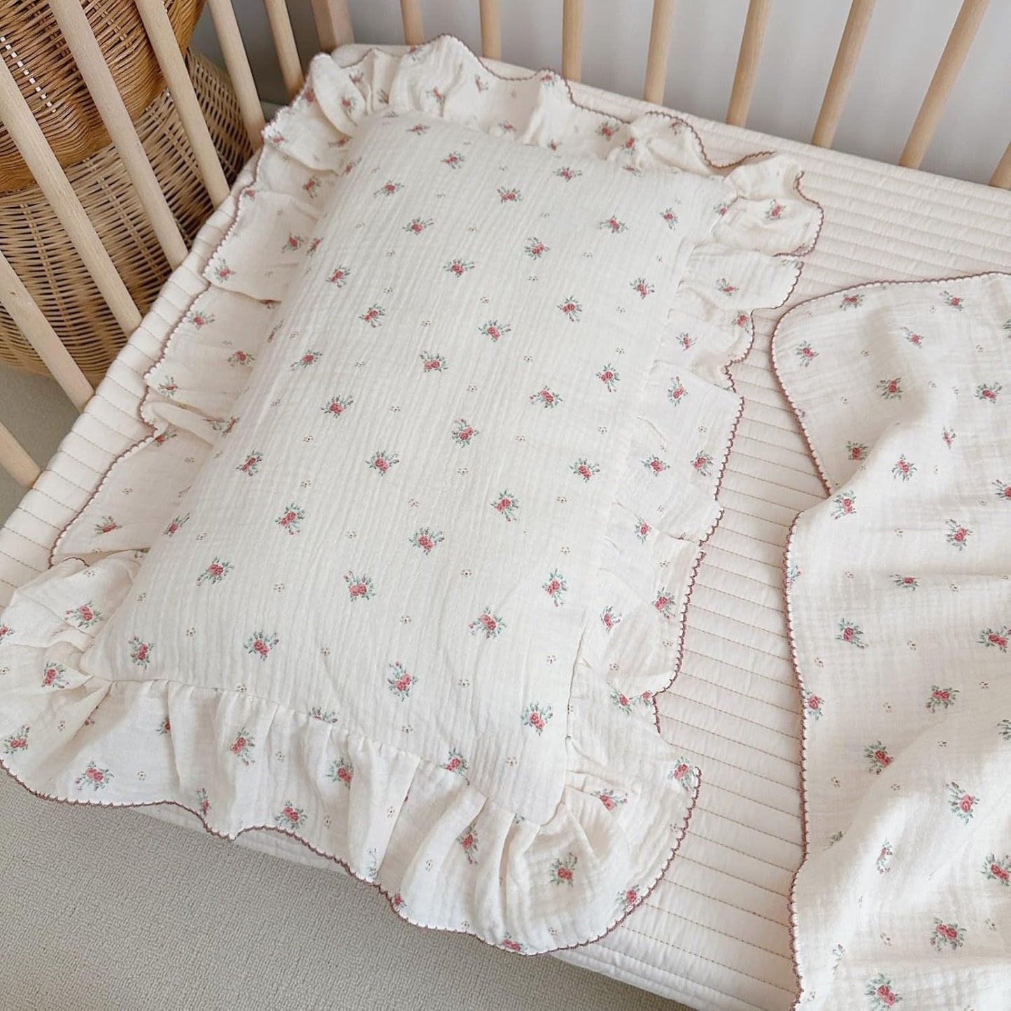 BuLuTu Toddler Pillowcase Cotton Muslin Kids Pillow Cases with Envelope Closure Soft Pillow Protectors Toddler Boys Girls Small Pillow Covers for Sleeping Traveling, 1 Piece,Berry Pattern,14"x20"