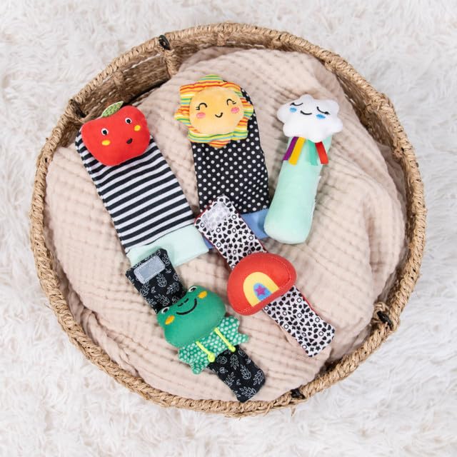 The Peanutshell Sock Rattles Set of 5 - Girl Boy Rattle Socks, Baby Toys 0-6-12 Month, Animal Newborn High Contrast Baby, Infant, Newborn Toys 0-3 0-6 Months Old Babies - Montessori