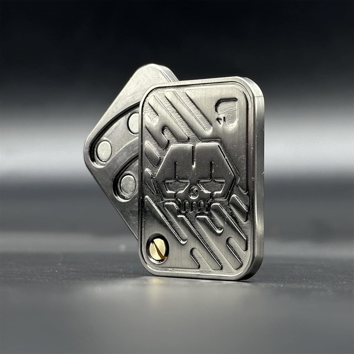 Metal Poker Fidget Slider EDC Adult Fidget Toys ADHD Tool Anxiety Stress Relief Toys Office Desk Toys Gifts for Boyfriend and Father (Silver Skull)