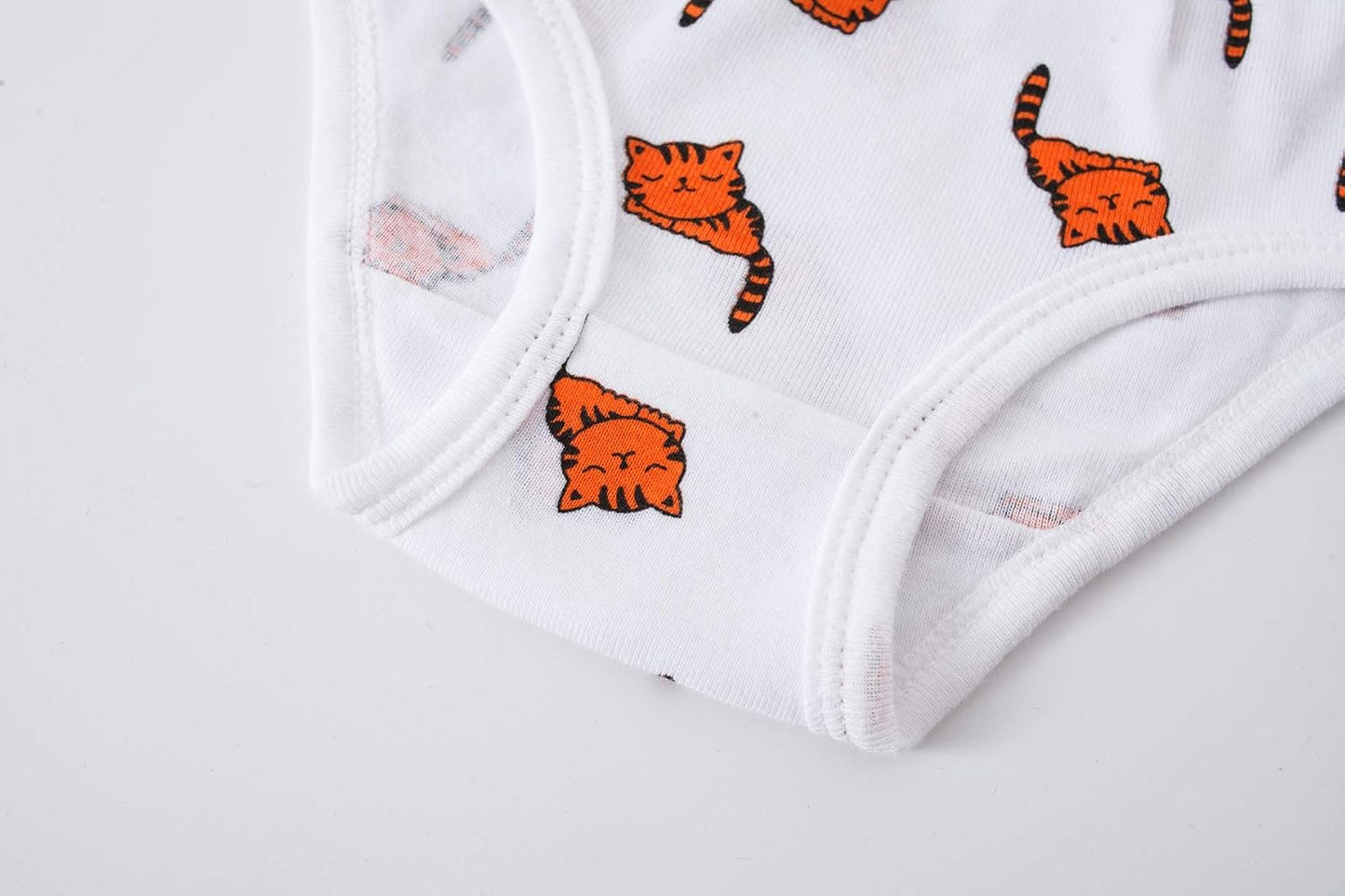 Cadidi Dinos Little Girls' Soft Cotton Underwear Kids Cool Breathable Comfort Panty Briefs Toddler Undies(Pack of 6)