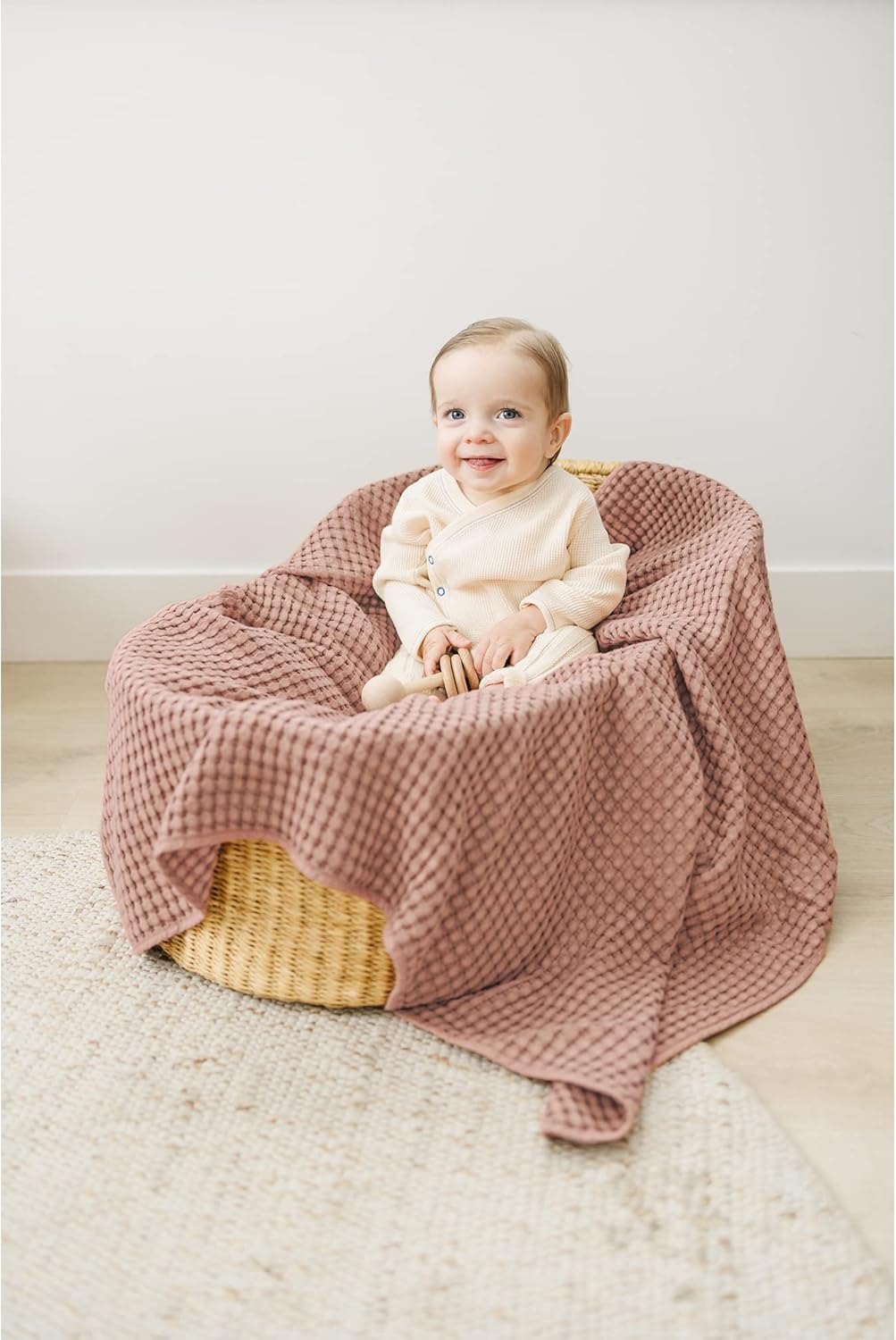 Konssy Waffle Baby Blanket - Soft & Cozy Nursery Swaddle Blanket, Lightweight Toddler Throw for Boys & Girls, Ideal for Wrapping(Blush Pink)