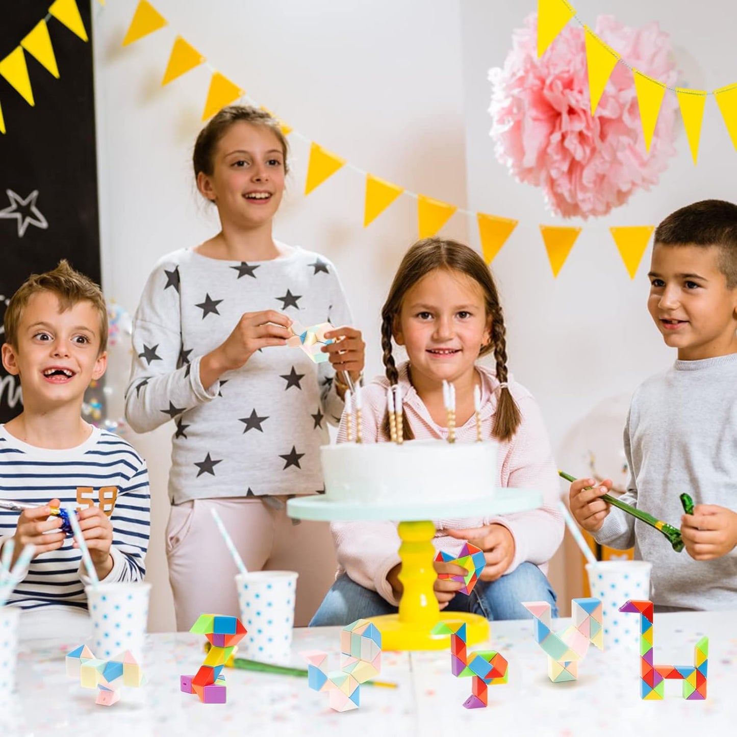 Ganowo 24 Pack Mini Fidget Snake Cube Mini Twist Puzzle Favors Cubes Magic Speed Cubes Toy for Kids Party favors，Goody Bag Fillers, Party Supplies