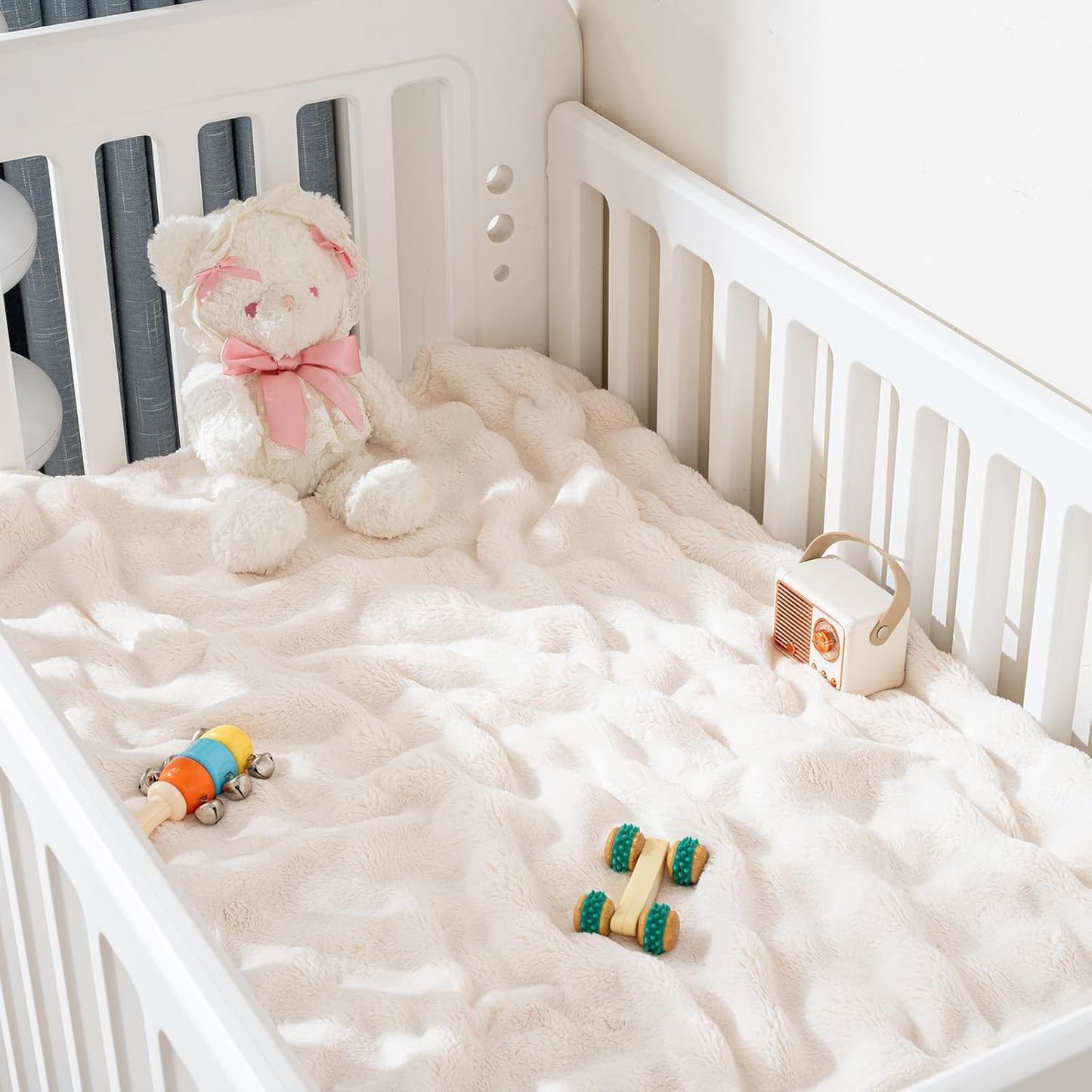 Fleece Baby Blanket for Boys Bubble Design, Warm Cozy and Fluffy Infant Newborn Toddler Small Receiving Blankets for Crib Stroller, 30x40 Inches, Off White