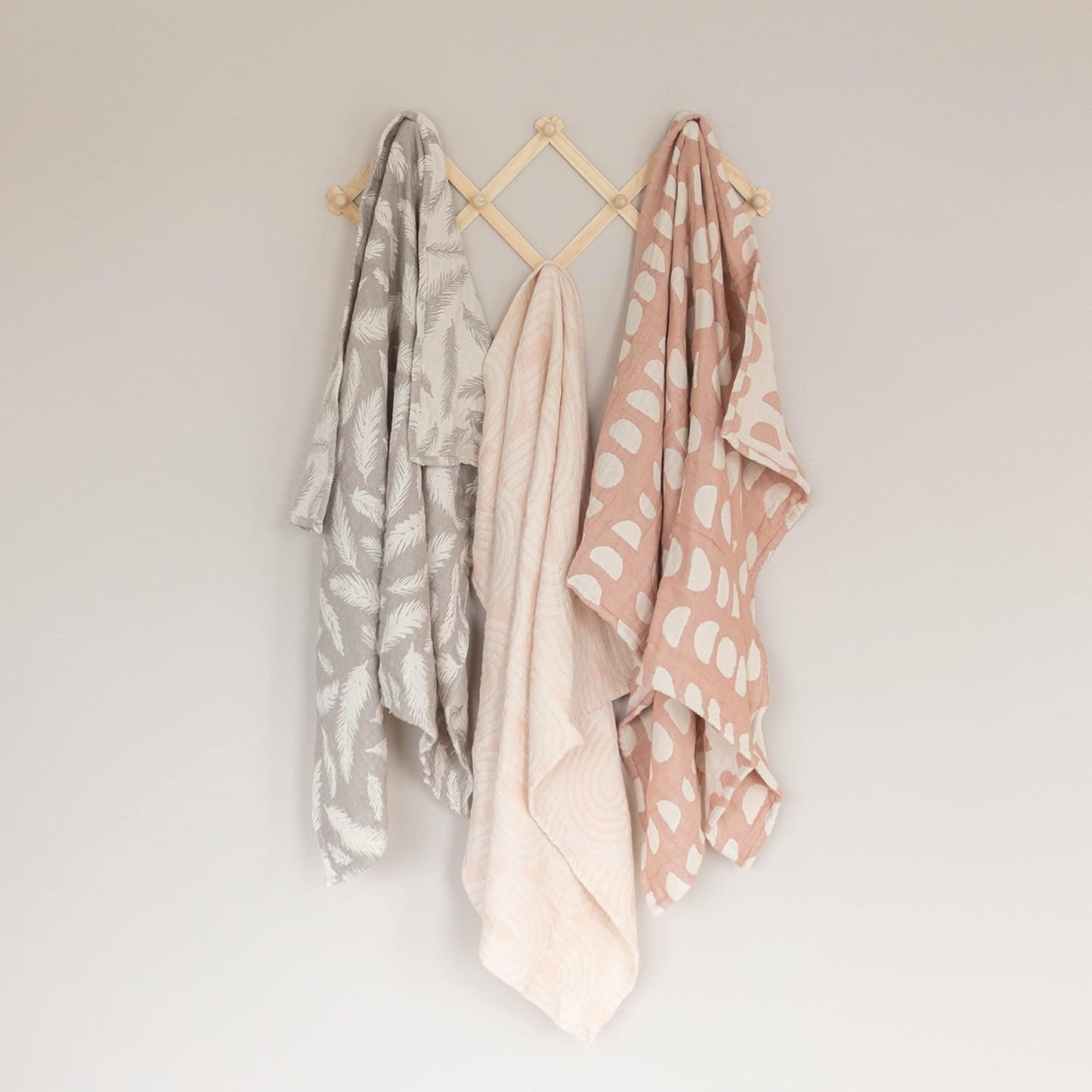 Crane Baby Blanket, Soft Cotton Jacquard Nursery and Stroller Blanket for Boys and Girls, Grey Feather, 30” x 40”