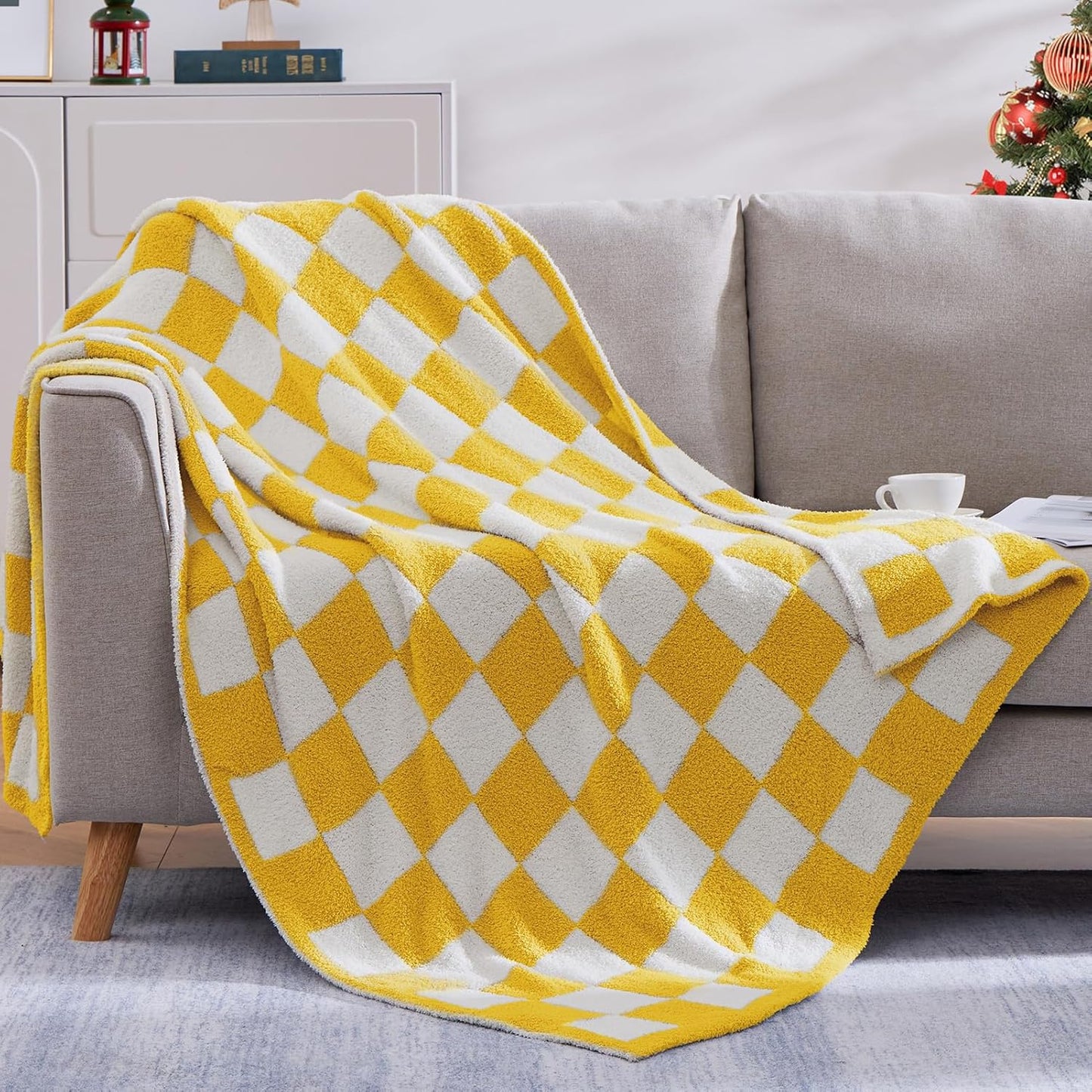 WRENSONGE Checkered Throw Blanket, Yellow Soft Cozy Fluffy Warm Hand Made Throw Blankets for Couch, Sofa, Chair, Bed, Camping, Picnic, Travel Lightweight Bed Blanket - 60"*80"