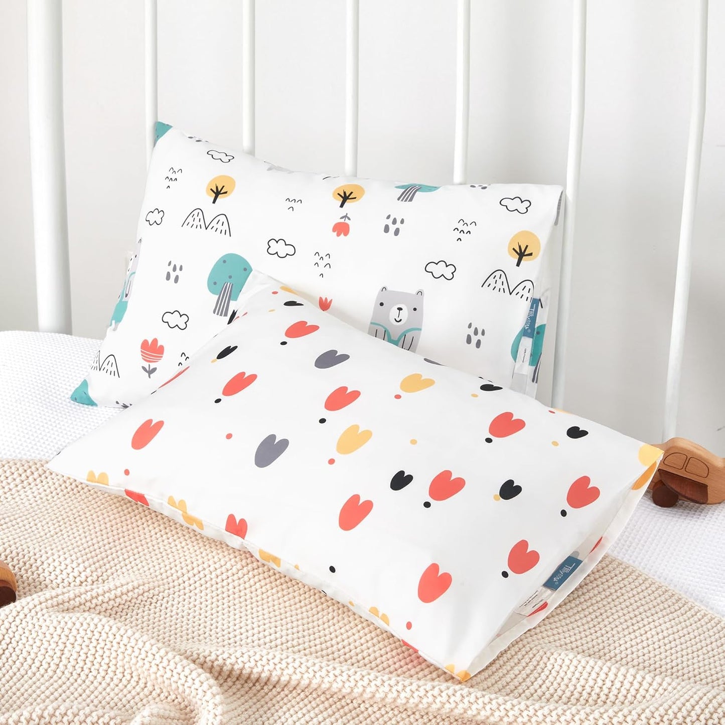 TILLYOU Toddler Pillowcase 2 Pack with Envelope Closure,Silky Soft Microfiber 13" x 18" Kids Travel Pillow Cases,Bib Bear & Colorful Love