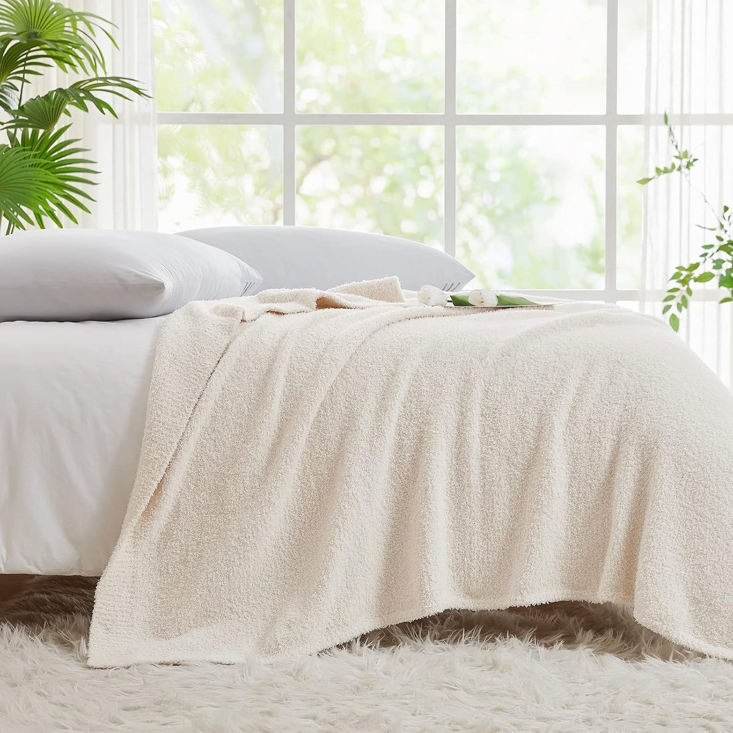 CYMULA Super Soft Knit Throw Blanket Twin Size Cream White-Lightweight Plush Fuzzy Fluffy Warm Cozy Blankets and Throws for Sofa Bed All Season Use