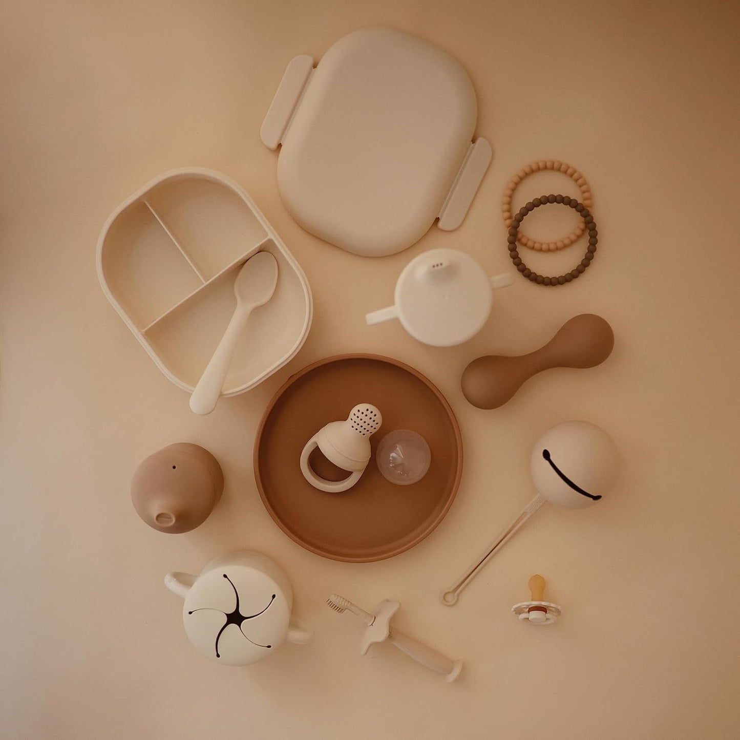 mushie Silicone Baby Shaker Rattle Toy | Ages 3+ Months (Natural)