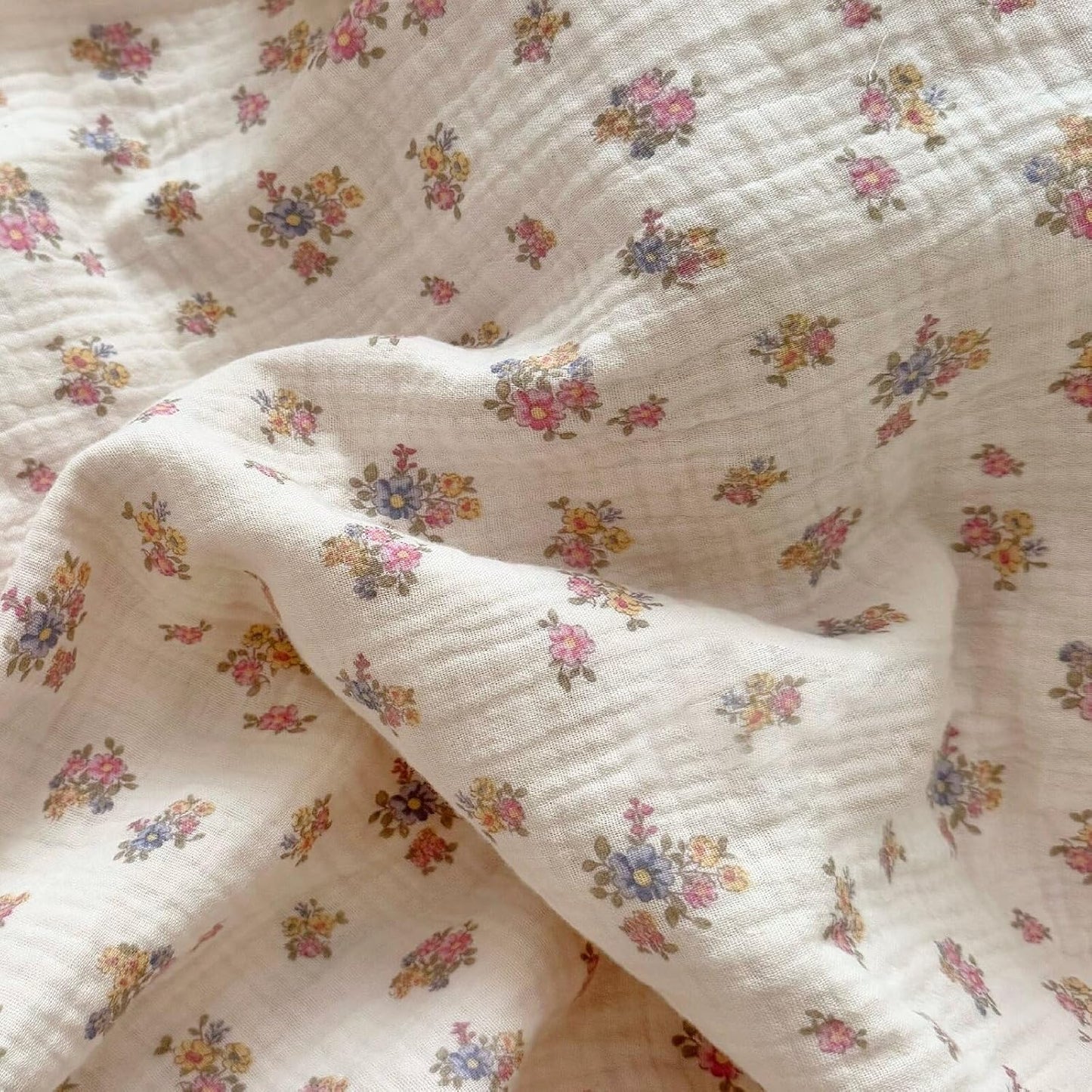 BuLuTu Chic Floral Themed Toddler Pillowcases with Ruffles, 100% Cotton Muslin Pillow Cases Crib Size Pillow Cover with Tuberose Flower Print, 14"x20", Children Bedding Gift