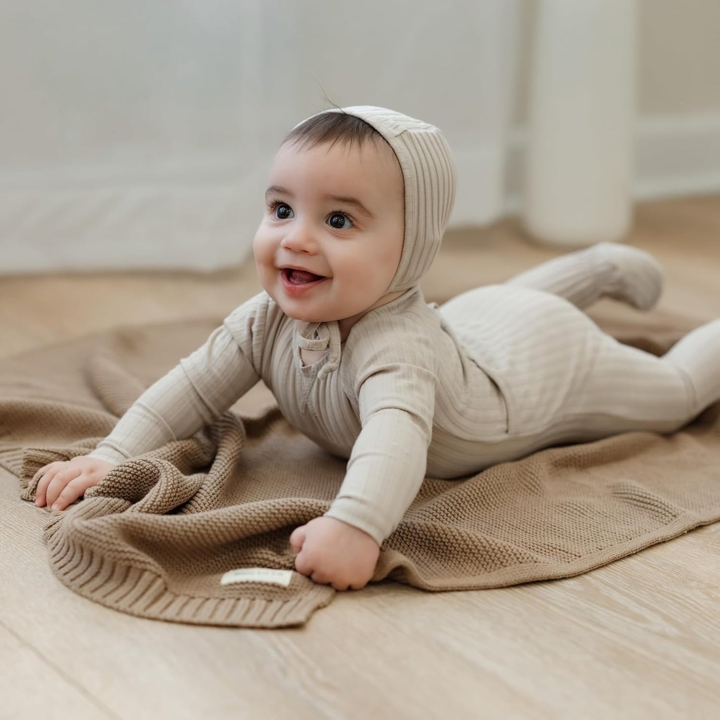 Heritage Knit Organic Cotton Baby Swaddle Blanket - 100% Luxury Organic Cotton Knit Receiving Blanket - Soft Warm Unisex Crib Blankets for Newborns Infants Boys & Girls (0-2Yrs - Milk Chocolate)