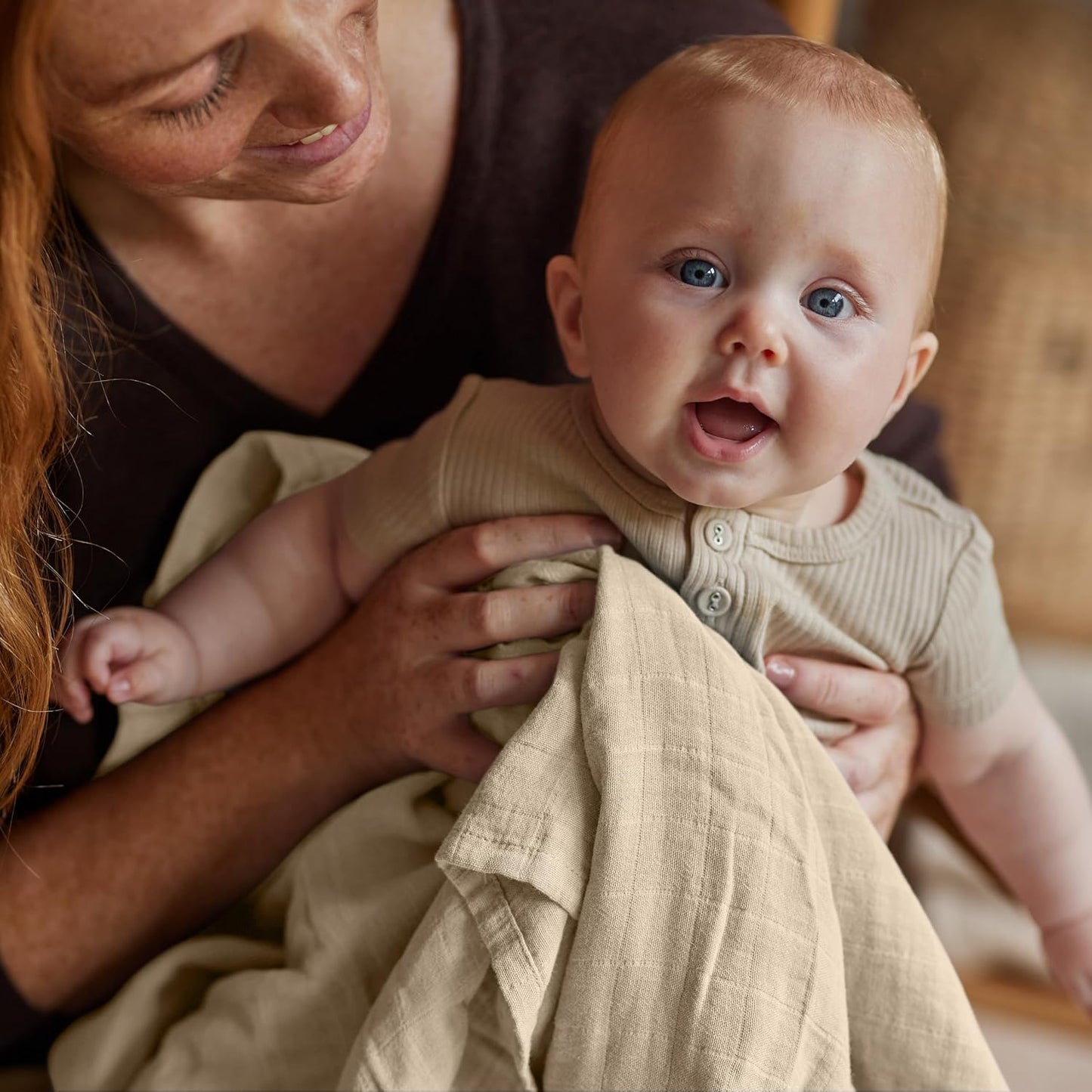 Swaddle - 100% Organic Cotton - Muslin Swaddle Blankets for Newborn, 47" x 47" (Fog)