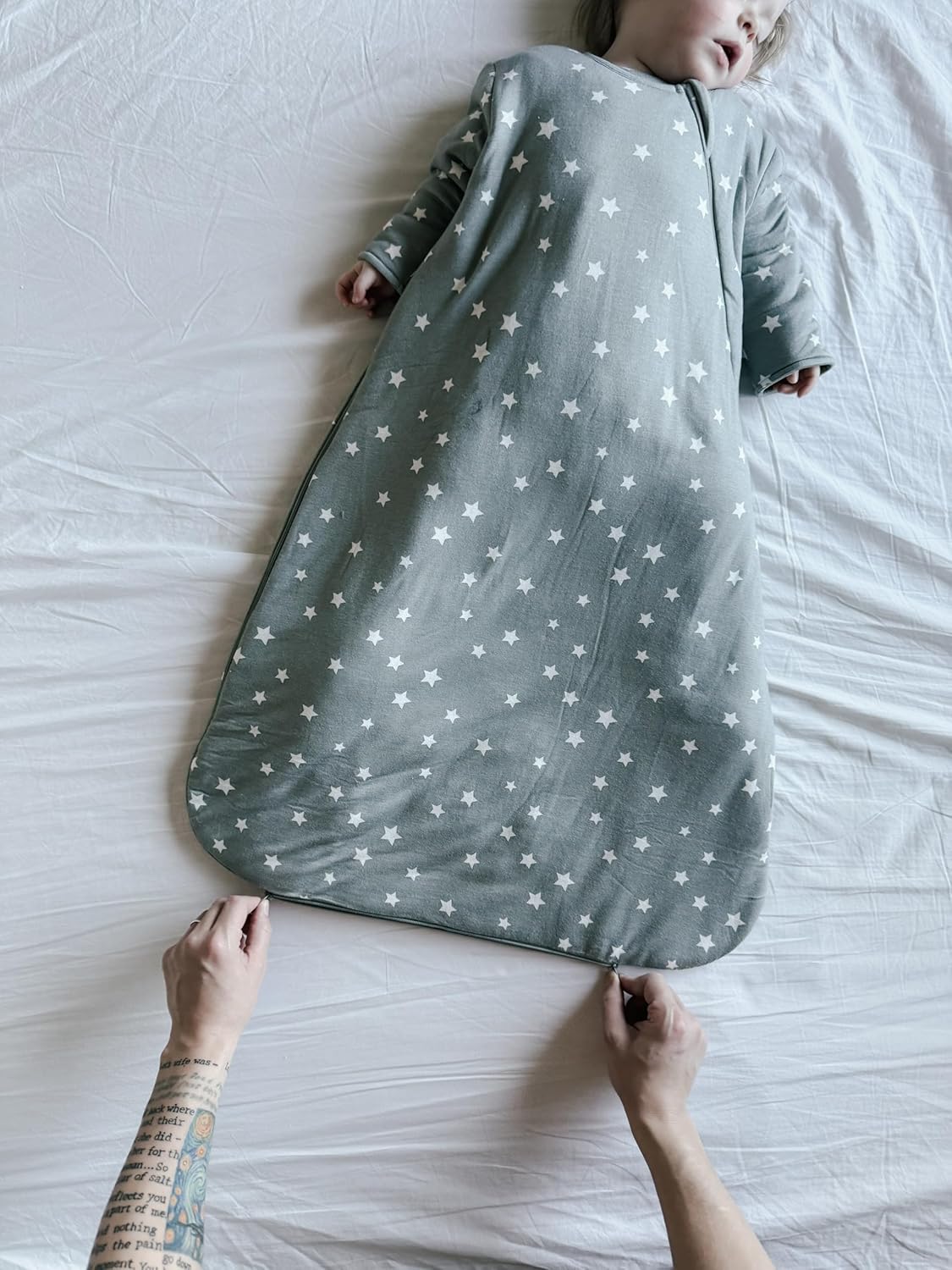 GUNAMUNA Unisex Long-Sleeve Sleep Sack, Wearable Sleep Bag for Babies and Toddlers, Soft Rayon, 1.0 TOG, 3 to 36 Months