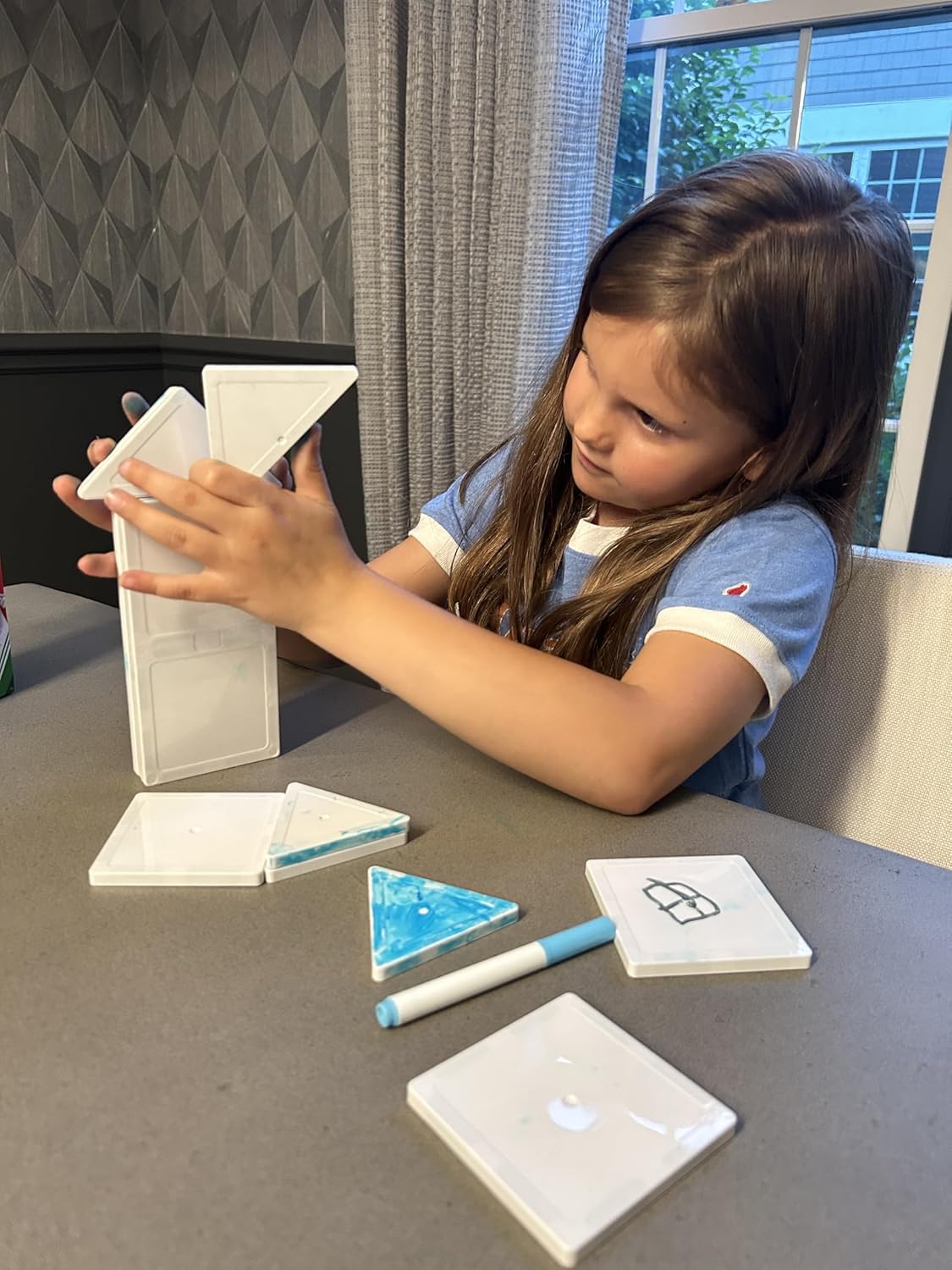 CreateOn Crayola Doodle Magnetic Tiles, Building Set for Kids, Magnetic Building Toys for Kids, STEM Travel Toys for Boys and Girls Ages 3+, 14-Piece Set (Doodle)