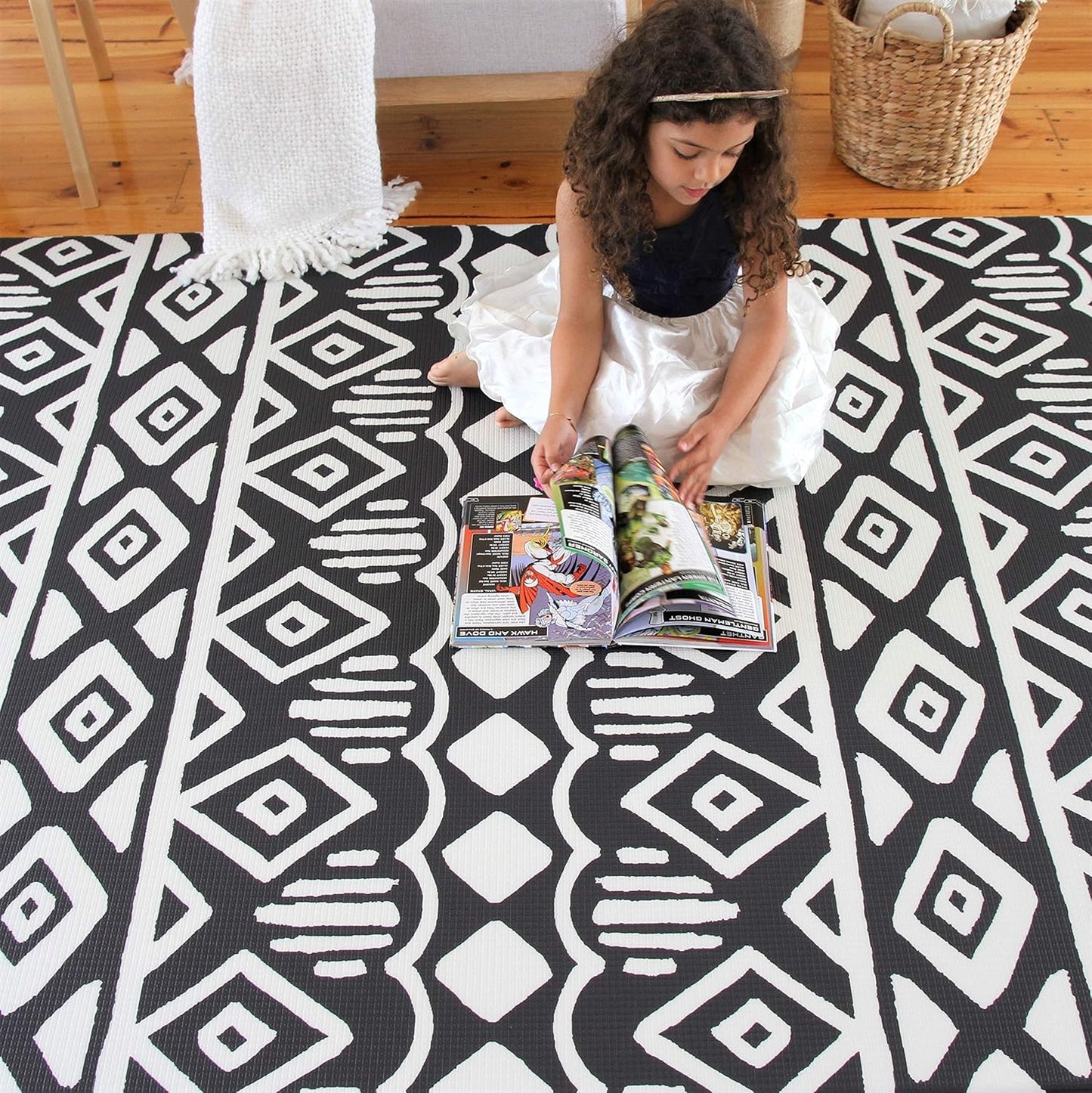 Cushmat Stylish Reversible Foam Play Mat (Large, Crystals - Black Grey) - Soft, Waterproof, Durable Play mat for Infants, Babies, Toddler, Kids & Grownup - 6.5ft x 4.5ft